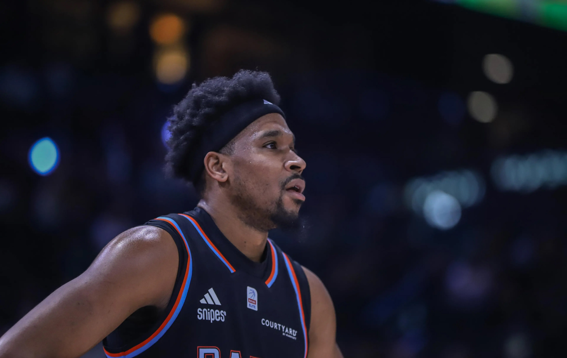 九游娱乐入口CBA常规赛倒计时，圣安东尼奥马刺今晚强势反弹，细节引发关注，更衣室稳定，身体对抗强度拉满的简单介绍